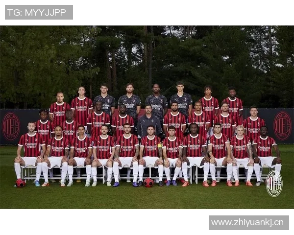 莱奥提前回归米兰积极训练全力争取重返首发阵容